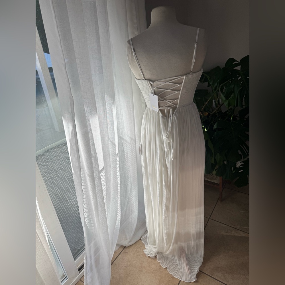 Lulus White Pleated Lace-Up Cutout Maxi Dress NWT — M & L - Picture 4 of 7